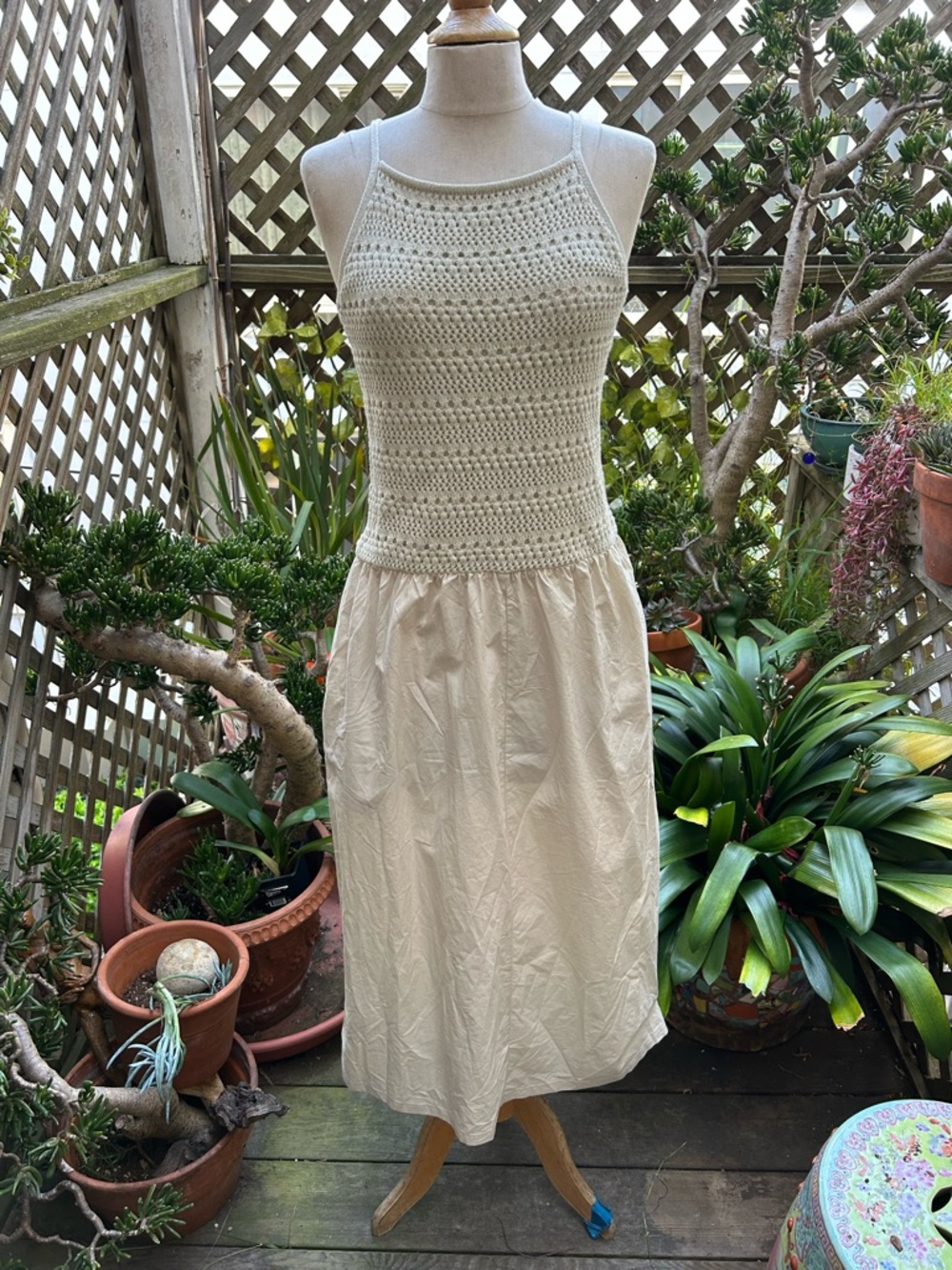 Universal Thread Cream Crocheted Tank, Cotton Skirt Dress. Small.  Pockets. NWT
